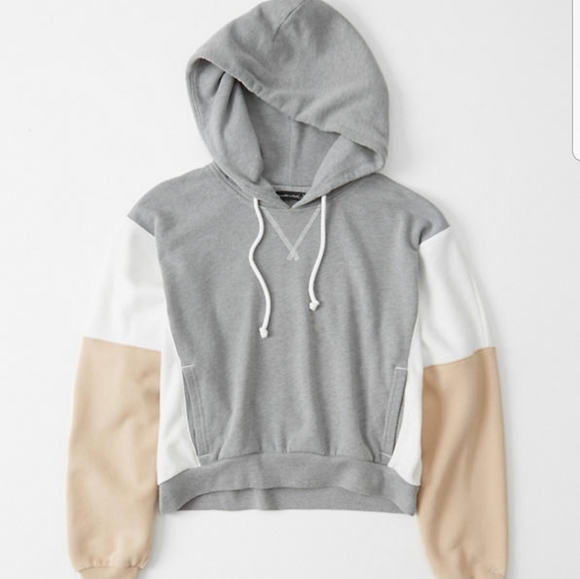Abercrombie & Fitch Sweaters - Abercrombie & Fitch ISO